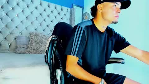 luis online show from January 2026 12:43:02 PM