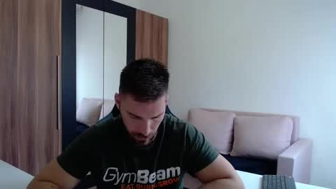 darius_94 online show from October 2025 11:25:01 AM