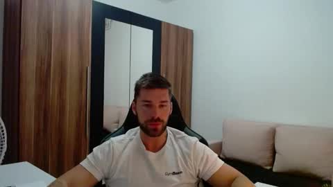 darius_94 online show from January 2026 05:02:02 AM