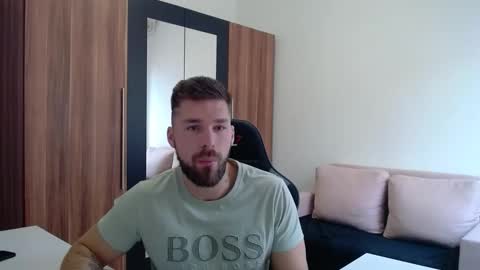 darius_94 online show from March 2026 05:44:02 AM