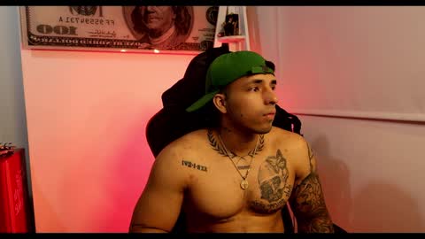 Darius Phoenix  online show from February 2025 07:15:01 AM