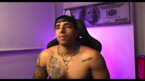 Darius Phoenix  online show from February 2025 05:09:01 AM