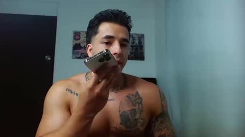 Darius Phoenix  online show from September 2025 08:42:02 PM