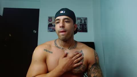 Darius Phoenix  online show from September 2025 11:54:02 PM