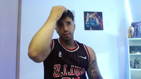 Darius Phoenix  online show from July 2026 06:12:01 PM
