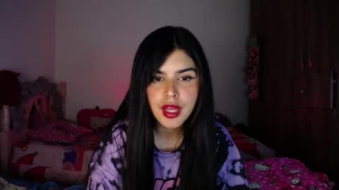 Moony online show from November 2025 03:40:02 AM