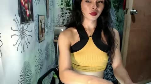 yushico online show from February 2025 12:03:02 PM