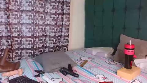 Snapshot of dark_chocolate0 chatting on October 2025 07:30:01 AM becky online show from October 2025 07:30:01 AM