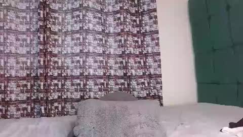 Snapshot of dark_chocolate0 chatting on November 2025 08:37:02 AM becky online show from November 2025 08:37:02 AM