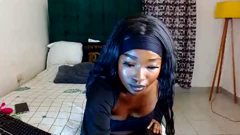 Snapshot of dark_chocolate0 chatting on July 2026 04:51:02 AM becky online show from July 2026 04:51:02 AM