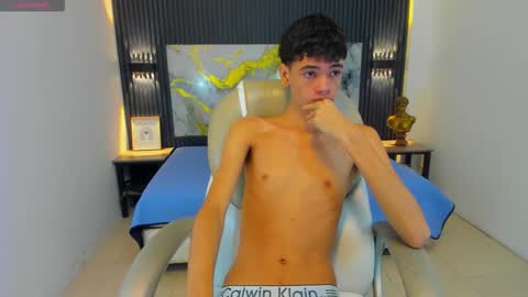 Snapshot of dark_desiree18 chatting on January 2026 12:54:01 PM DARCK online show from January 2026 12:54:01 PM