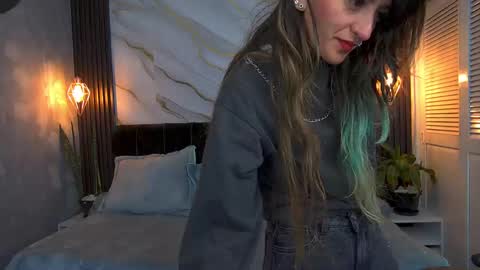 Snapshot of dark_dominika chatting on May 2026 01:08:02 PM dark_dominika online show from May 2026 01:08:02 PM