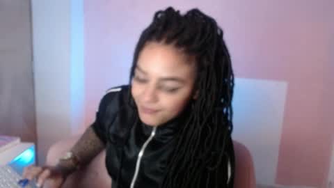 dark_flama online show from March 2026 01:07:02 AM