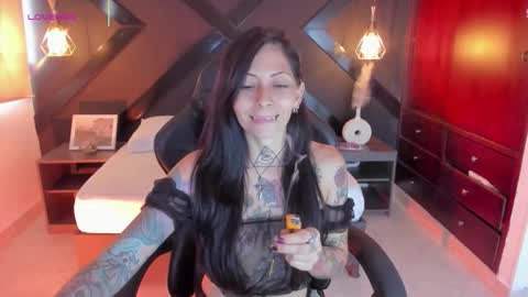 M I K A E L A online show from September 2025 07:27:02 PM