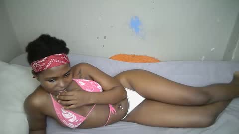 dark_lovly online show from December 2025 11:11:02 PM