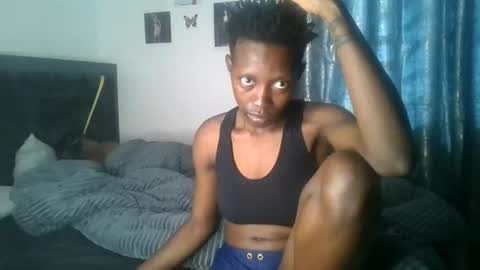 Snapshot of dark_mellanin chatting on June 2026 07:00:01 AM dark_mellanin online show from June 2026 07:00:01 AM