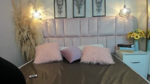 Nina online show from October 2025 02:21:02 AM