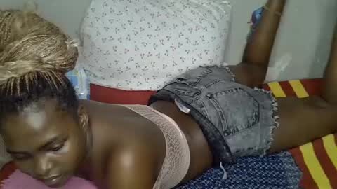 Snapshot of dark_petite_ chatting on July 2026 06:53:02 AM dark_petite_ online show from July 2026 06:53:02 AM