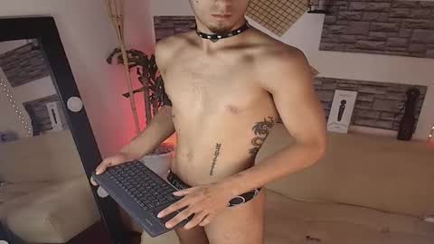 Snapshot of dark_rosse1 chatting on January 2026 11:25:01 AM rosse online show from January 2026 11:25:01 AM