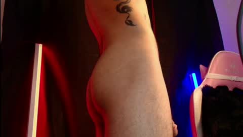 Snapshot of dark_rosse1 chatting on April 2026 10:43:02 PM rosse online show from April 2026 10:43:02 PM