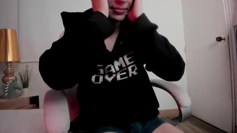 dark_sun333 online show from October 2025 10:54:02 PM