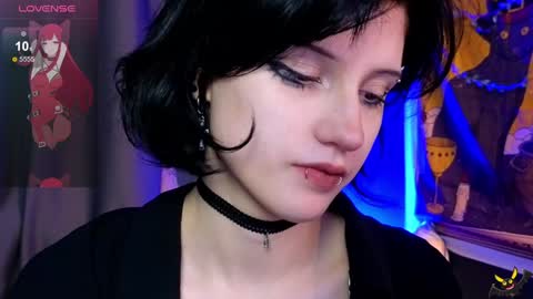 Snapshot of dark_vamp_ chatting on December 2024 12:23:01 AM Vamp online show from December 2024 12:23:01 AM