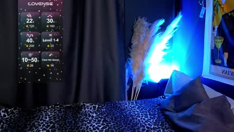 Snapshot of dark_vamp_ chatting on December 2024 03:40:02 AM Vamp online show from December 2024 03:40:02 AM