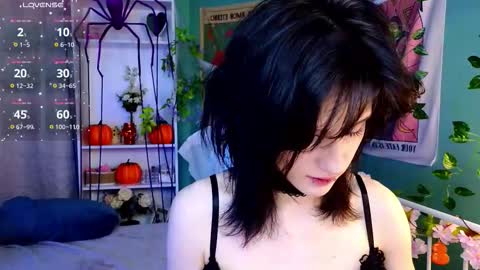 Snapshot of dark_vamp_ chatting on October 2025 01:57:02 PM Vamp online show from October 2025 01:57:02 PM