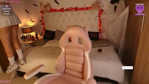 Angel Darcy  online show from October 2025 12:58:01 AM