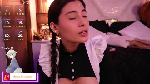 Angel Darcy  online show from February 2026 11:28:02 PM