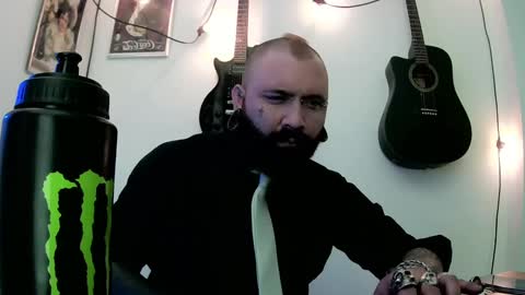 darkclothes online show from December 2024 07:28:01 AM