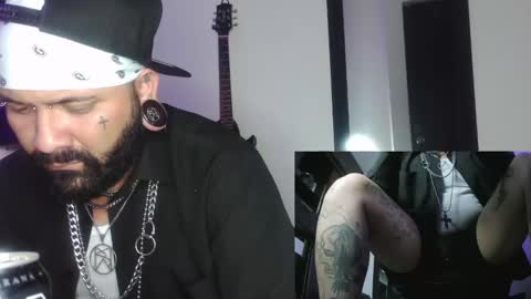 darkclothes online show from December 2024 07:34:02 PM