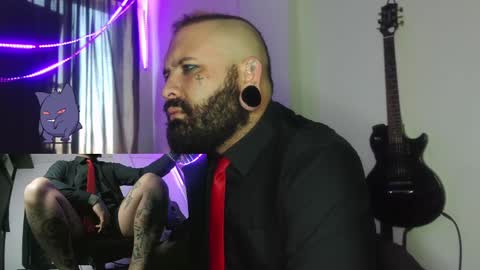 darkclothes online show from January 2025 01:37:02 PM