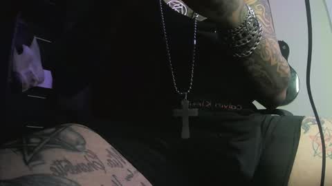 darkclothes online show from January 2025 08:37:02 PM