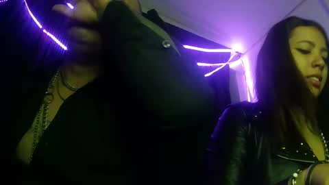 darkclothes online show from January 2025 12:57:02 AM