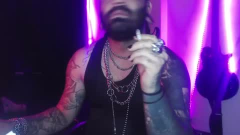 darkclothes online show from February 2025 10:20:02 AM