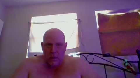 Snapshot of darkestparadox chatting on March 2025 08:29:02 PM Darkest Paradox online show from March 2025 08:29:02 PM