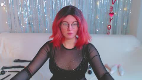 Kelly online show from February 2025 06:14:01 AM