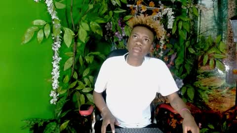 Snapshot of darkiin_ftm_ chatting on February 2026 04:02:02 AM darkiin_ftm_ online show from February 2026 04:02:02 AM