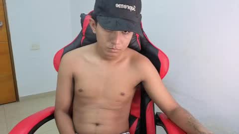 darknigthx online show from April 2026 12:28:01 AM