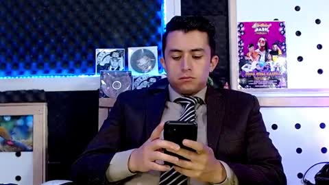 DARKO0717 online show from February 2025 01:08:02 PM