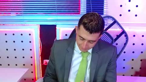 DARKO0717 online show from November 2025 12:16:01 PM