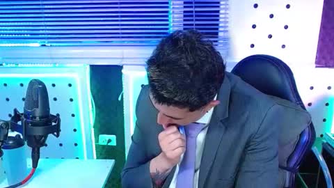 DARKO0717 online show from January 2026 04:31:02 PM