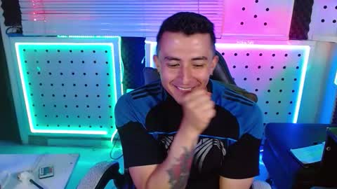 DARKO0717 online show from February 2026 01:44:02 AM