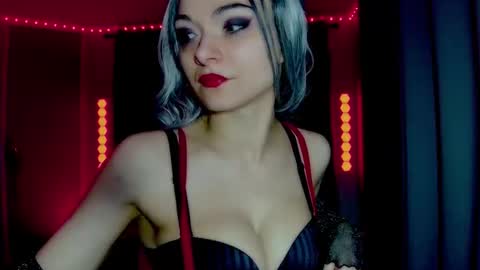 roseredgoddess online show from February 2026 02:56:02 AM