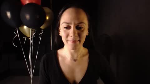 darkspark_ online show from October 2025 08:24:02 AM