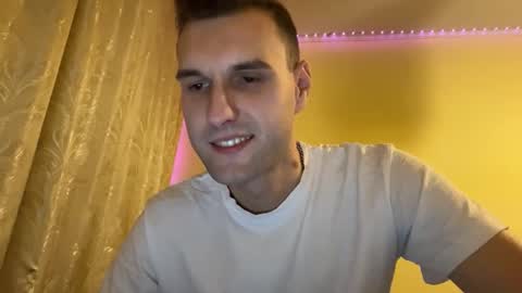 Nick online show from November 2025 08:30:02 PM