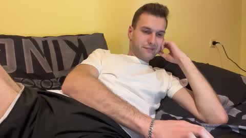 Nick online show from December 2025 08:18:02 PM