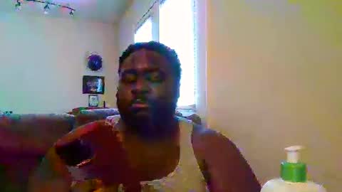 darkwhiskeysipper689 online show from April 2026 06:08:02 PM