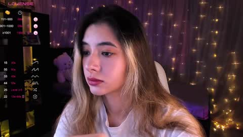 Snapshot of darlabelle chatting on December 2024 04:24:01 AM Belle online show from December 2024 04:24:01 AM